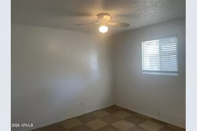 2633 W Belmont Avenue #Apt 2, Phoenix, AZ 85051 - Photo 3