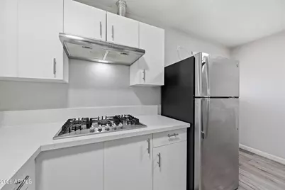 3025 N 32nd Street #Apt 49, Phoenix, AZ 85018 - Photo 7