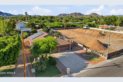 718 E Orangewood Avenue, Phoenix, AZ 85020 - Photo 45