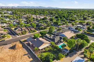 718 E Orangewood Ave, Phoenix, AZ 85020 - Photo 51