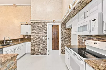 718 E Orangewood Avenue, Phoenix, AZ 85020 - Photo 7