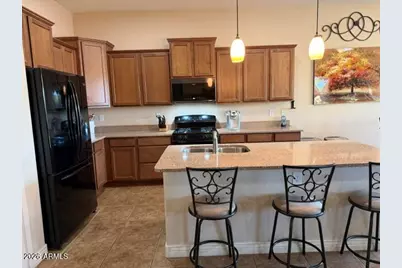 17942 W Lavender Lane, Goodyear, AZ 85338 - Photo 5