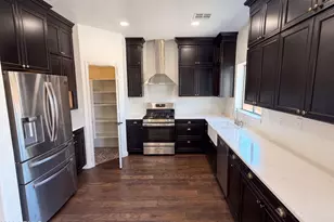 18170 W Mission Ln, Waddell, AZ 85355 - Photo 11
