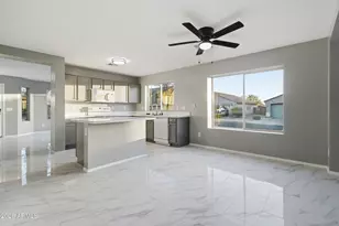 2922 W Dunbar Dr, Phoenix, AZ 85041 - Photo 37
