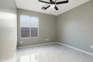 2922 W Dunbar Dr, Phoenix, AZ 85041 - Photo 11