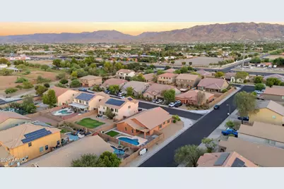2922 W Dunbar Drive, Phoenix, AZ 85041 - Photo 57
