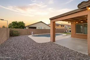 2922 W Dunbar Dr, Phoenix, AZ 85041 - Photo 43
