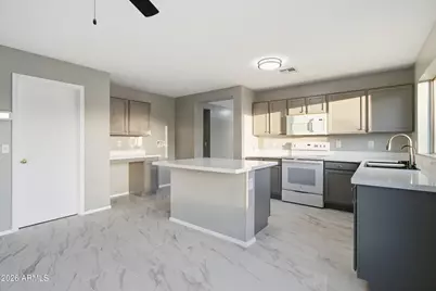 2922 W Dunbar Drive, Phoenix, AZ 85041 - Photo 39