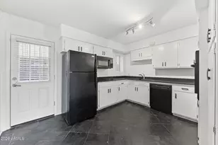 6501 N 17th Ave, Phoenix, AZ 85015 - Photo 19