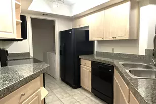5104 N 32nd St, Phoenix, AZ 85018 - Photo 5