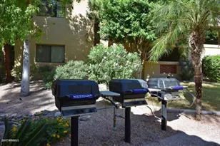5104 N 32nd St, Phoenix, AZ 85018 - Photo 17