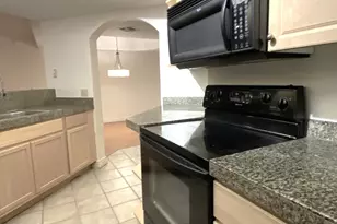 5104 N 32nd St, Phoenix, AZ 85018 - Photo 7