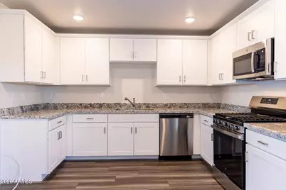 17155 N Lariat Road, Maricopa, AZ 85138 - Photo 9