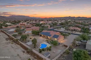 19524 W Corto Ln, Buckeye, AZ 85326 - Photo 9