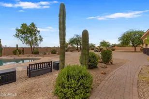 19524 W Corto Ln, Buckeye, AZ 85326 - Photo 3