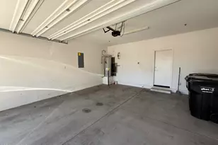 2669 S Peppertree Dr, Gilbert, AZ 85295 - Photo 27