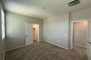 2669 S Peppertree Dr, Gilbert, AZ 85295 - Photo 23