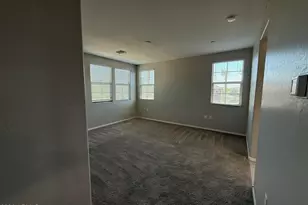 2669 S Peppertree Dr, Gilbert, AZ 85295 - Photo 11