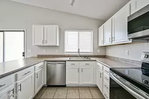 351 N Wildrose, Mesa, AZ 85207 - Photo 7