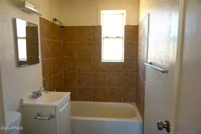 565 Graham Drive, Sierra Vista, AZ 85635 - Photo 7