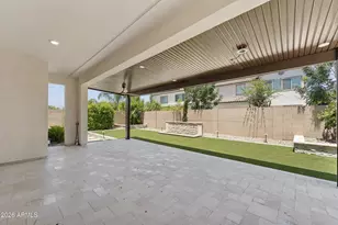 1524 E Carob Ct, Gilbert, AZ 85298 - Photo 55
