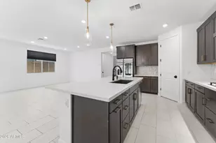 1524 E Carob Ct, Gilbert, AZ 85298 - Photo 17