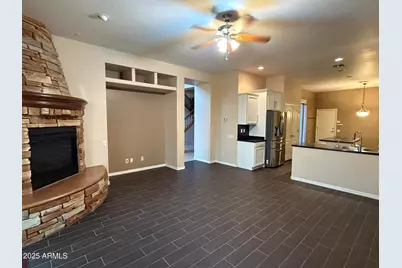 642 E Torrey Pines Place, Chandler, AZ 85249 - Photo 15