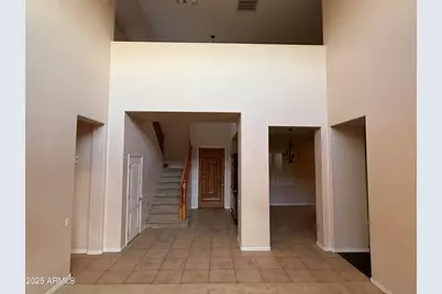 642 E Torrey Pines Place, Chandler, AZ 85249 - Photo 11