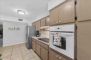 4032 S Lebanon Ln, Tempe, AZ 85282 - Photo 3