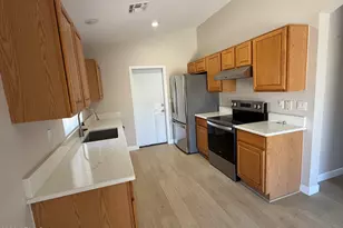 19816 N 34th Pl, Phoenix, AZ 85050 - Photo 7