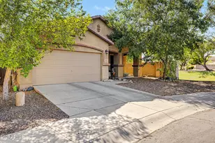 23314 N Honcho Ct, Sun City, AZ 85373 - Photo 3