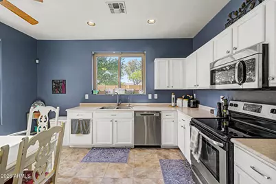 23314 N Honcho Court, Sun City, AZ 85373 - Photo 13
