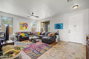 23314 N Honcho Ct, Sun City, AZ 85373 - Photo 5