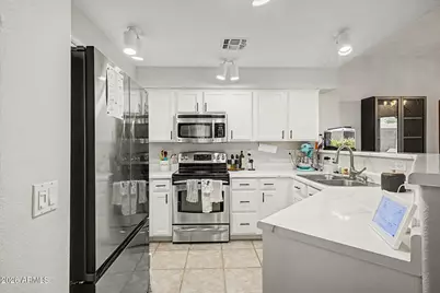 955 S Banning Street, Gilbert, AZ 85296 - Photo 9