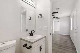 840 E Turney Ave, Phoenix, AZ 85014 - Photo 7