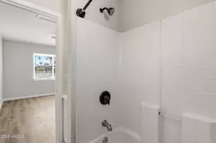 840 E Turney Ave, Phoenix, AZ 85014 - Photo 15
