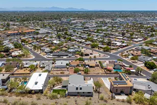 306 W Camino Vista, Phoenix, AZ 85021 - Photo 77