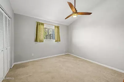 306 W Camino Vista, Phoenix, AZ 85021 - Photo 47
