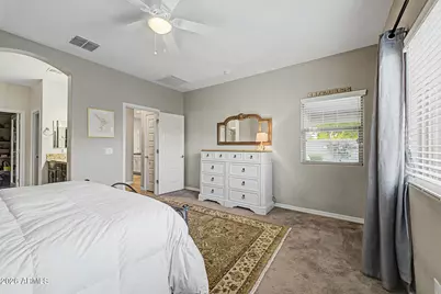 528 W Evergreen Pear Avenue, San Tan Valley, AZ 85140 - Photo 15
