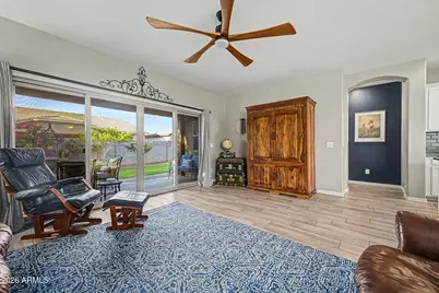 528 W Evergreen Pear Avenue, San Tan Valley, AZ 85140 - Photo 9