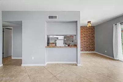 803 E Cochise Drive, Phoenix, AZ 85020 - Photo 9