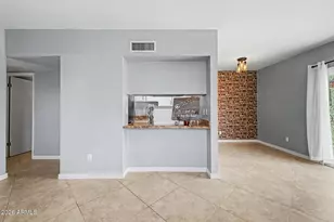 803 E Cochise Dr, Phoenix, AZ 85020 - Photo 9