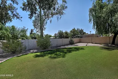 846 E Village Circle Drive N, Phoenix, AZ 85022 - Photo 27
