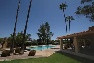 846 E Village Cir Dr N, Phoenix, AZ 85022 - Photo 33