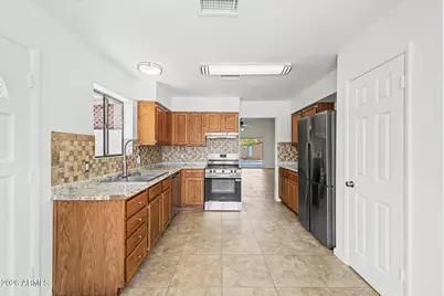213 E Camino Estrella --, Avondale, AZ 85323 - Photo 7