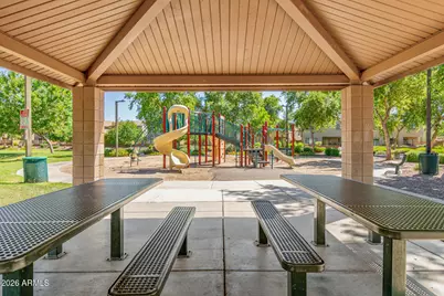 2042 W Davis Road, Phoenix, AZ 85023 - Photo 7