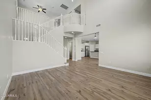 2042 W Davis Rd, Phoenix, AZ 85023 - Photo 13