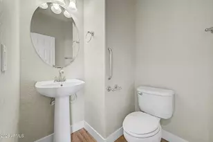 2042 W Davis Rd, Phoenix, AZ 85023 - Photo 23