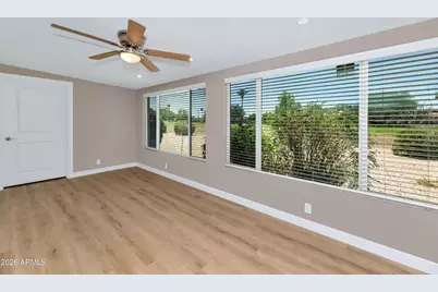 10433 W Oakmont Drive, Sun City, AZ 85351 - Photo 11
