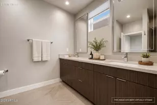 2825 N 42nd St, Phoenix, AZ 85008 - Photo 13